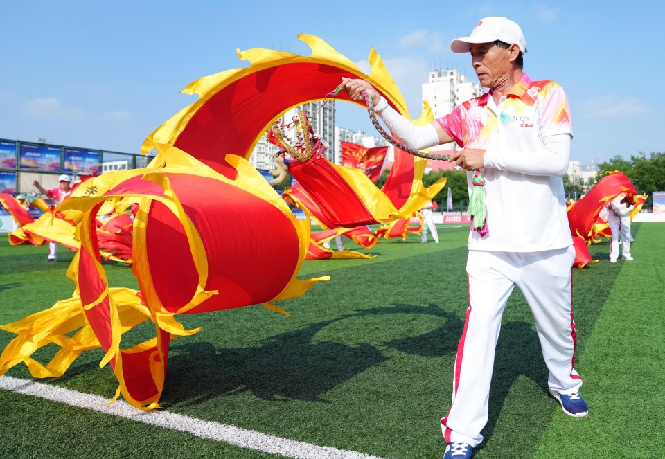 OmJsO, YJygU, 孙正平用他